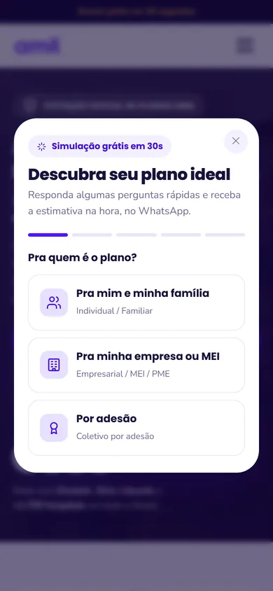 Simulador no celular, na primeira etapa, com a pergunta Pra quem é o plano? e as opções família, empresa ou MEI e adesão